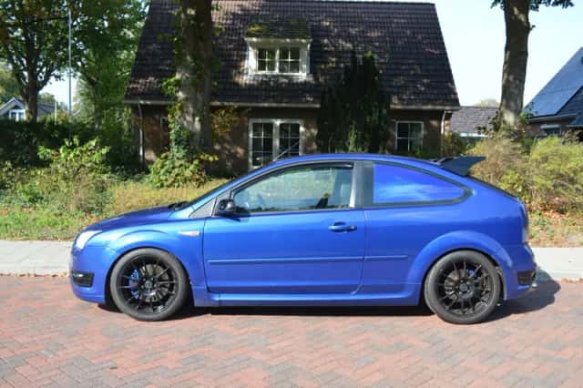 Ford Focus (2006) thumbnail 2