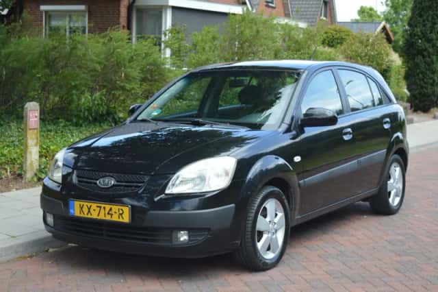 Kia Rio (2008) thumbnail 1