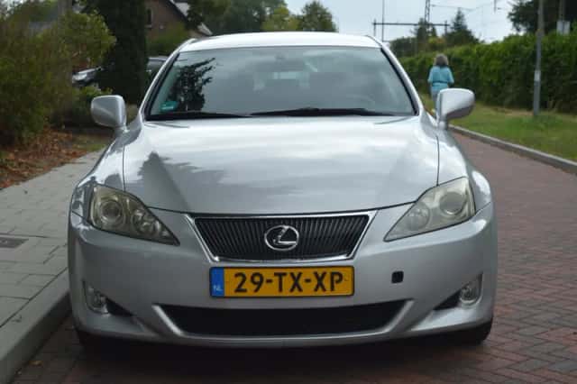 Lexus IS (2007) thumbnail 3