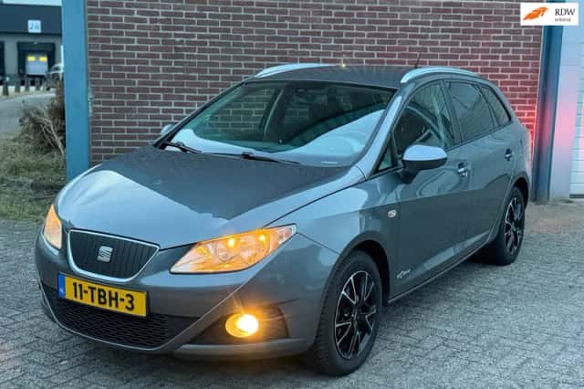 SEAT Ibiza (2012) thumbnail 1