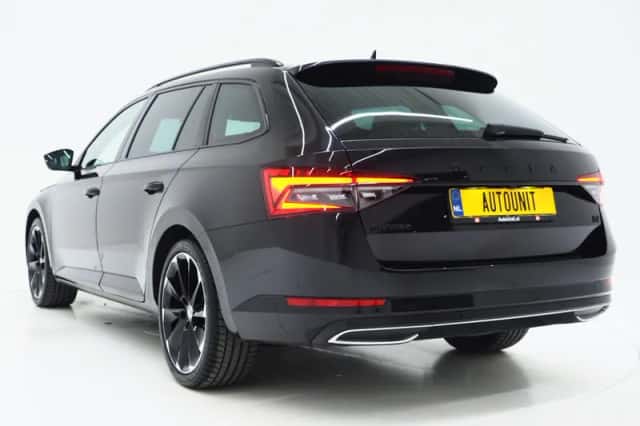 Škoda Superb (2023) thumbnail 3