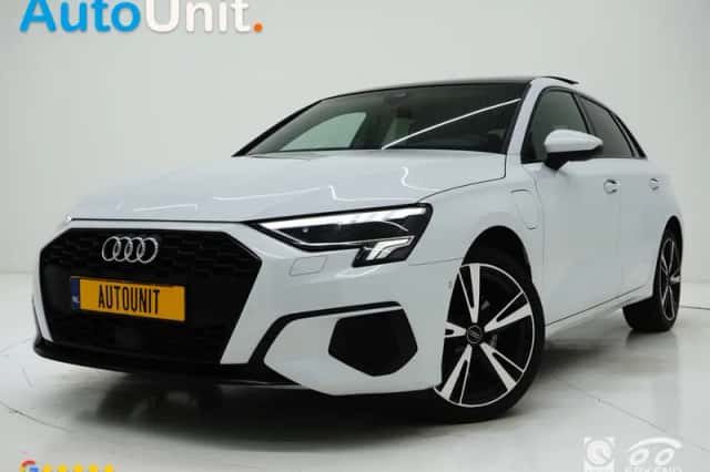 Audi A3 (2021) thumbnail 1