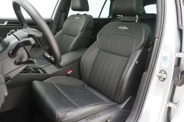 Škoda Superb (2021) thumbnail 4