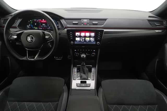 Škoda Superb (2023) thumbnail 5