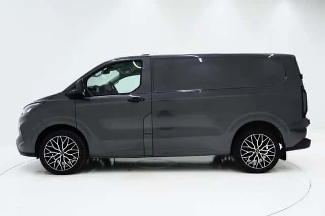 Ford Transit Custom (2025) thumbnail 2