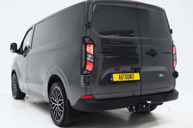 Ford Transit Custom (2025) thumbnail 3