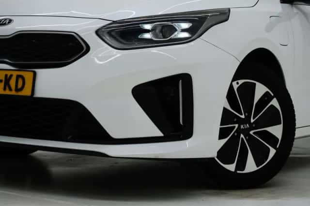 Kia Ceed Sportswagon (2020) thumbnail 6