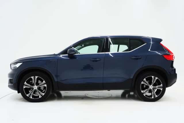 Volvo XC40 (2021) thumbnail 2
