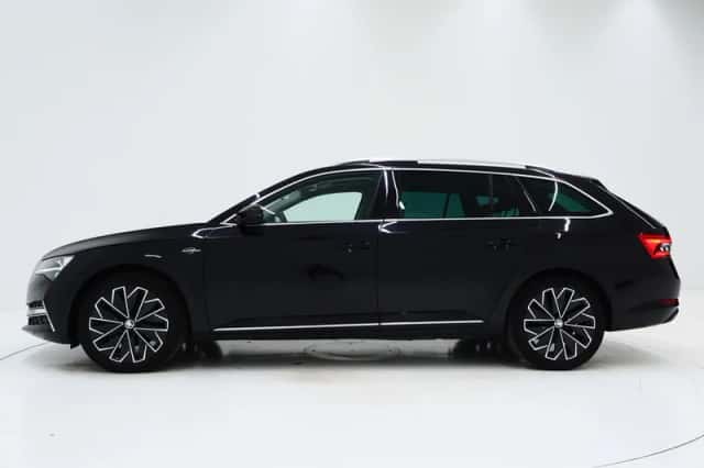 Škoda Superb (2023) thumbnail 2