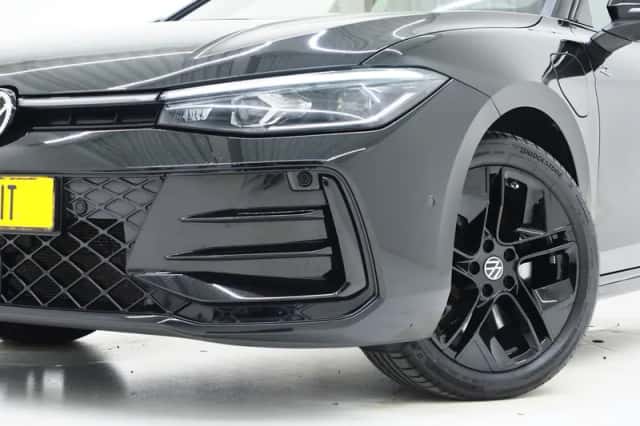 Volkswagen Passat (2025) thumbnail 6