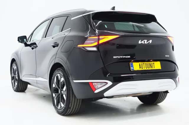 Kia Sportage (2023) thumbnail 3