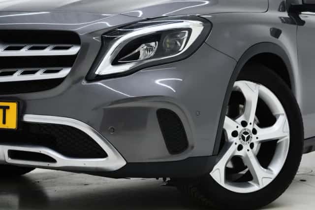 Mercedes-Benz GLA-Klasse (2017) thumbnail 6