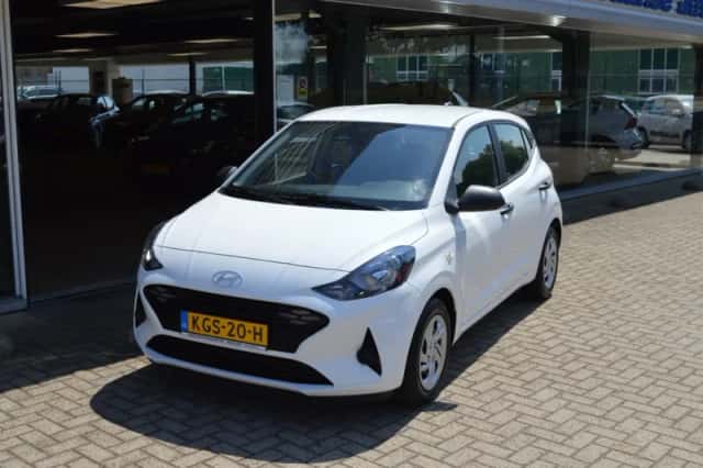 Hyundai i10 (2025) thumbnail 2