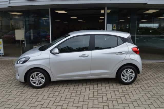 Hyundai i10 (2022) thumbnail 4