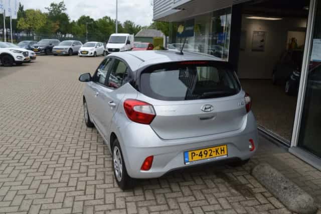 Hyundai i10 (2022) thumbnail 6