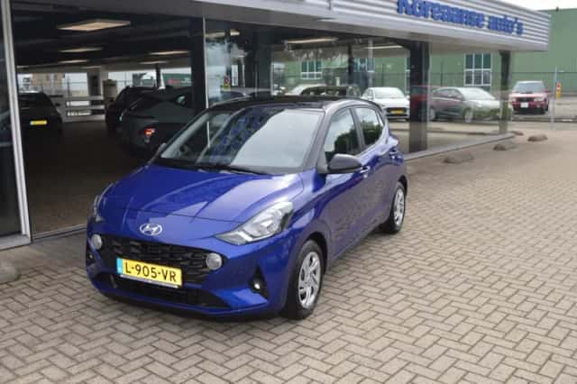 Hyundai i10 (2021) thumbnail 2