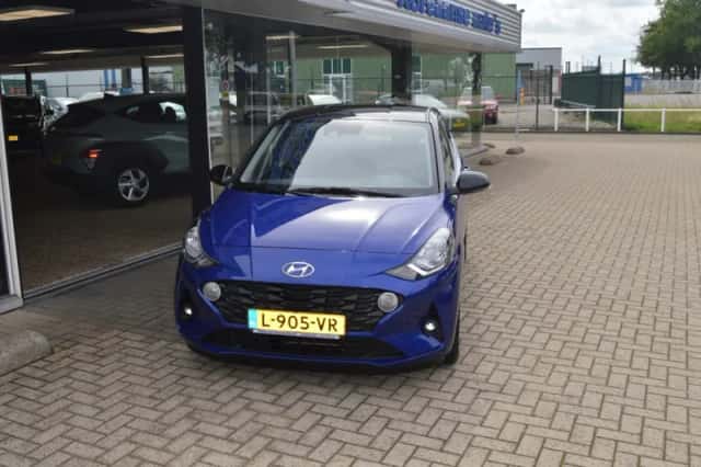 Hyundai i10 (2021) thumbnail 3