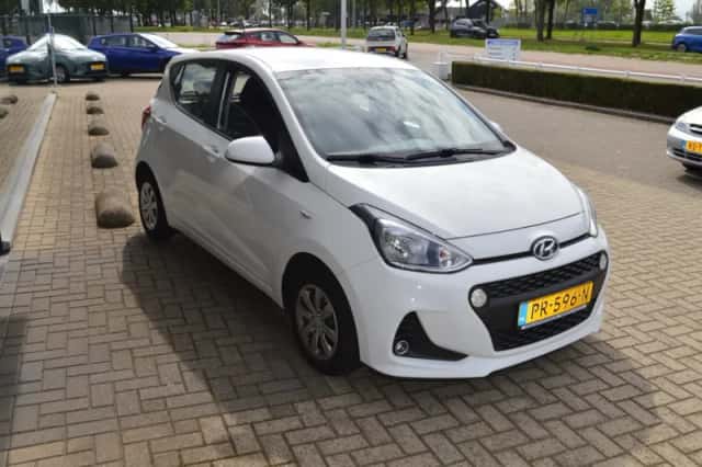 Hyundai i10 (2017) thumbnail 3