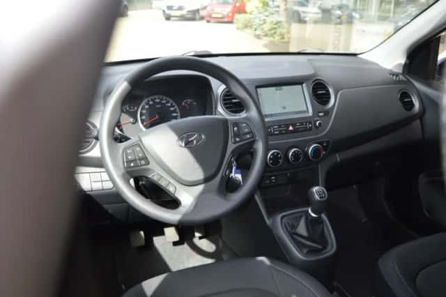Hyundai i10 (2017) thumbnail 6