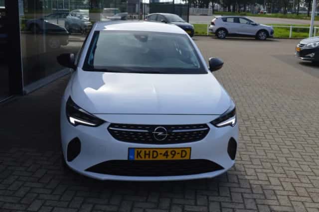 Opel Corsa (2023) thumbnail 3