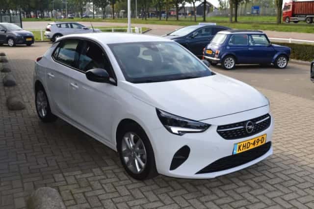 Opel Corsa (2023) thumbnail 4