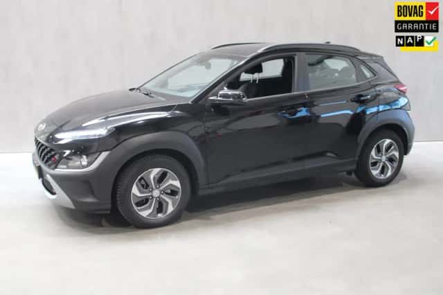 Hyundai Kona (2021) thumbnail 1