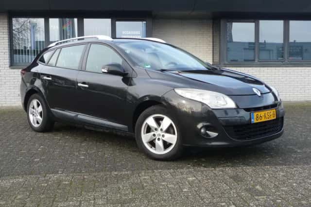 Renault Mégane (2010) thumbnail 1