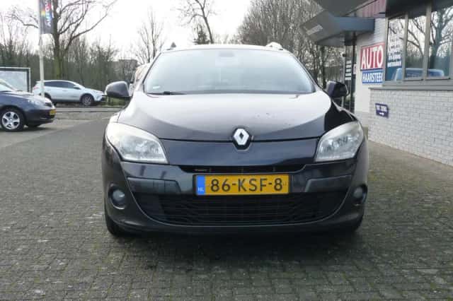 Renault Mégane (2010) thumbnail 3