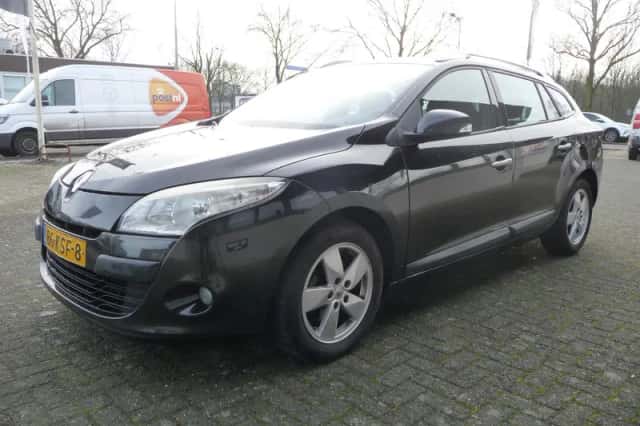 Renault Mégane (2010) thumbnail 4