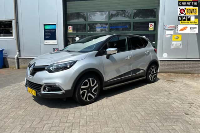 Renault Captur (2015) thumbnail 1