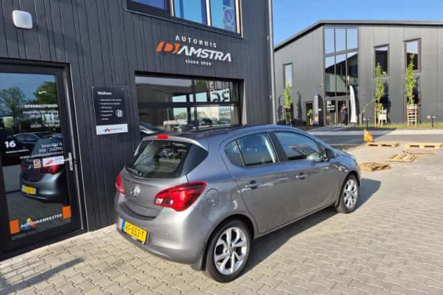 Opel Corsa (2017) thumbnail 4