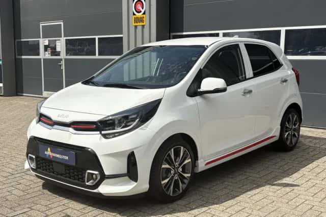 Kia Picanto (2024) thumbnail 3