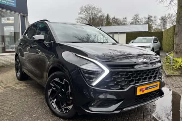 Kia Sportage (2023) thumbnail 2
