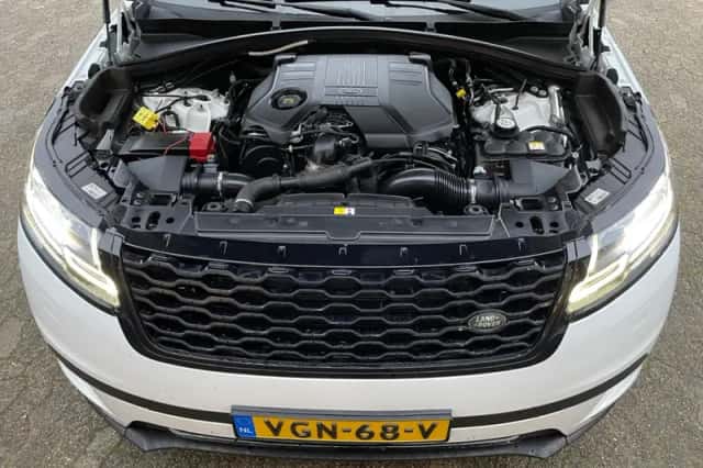 Land Rover Range Rover Velar (2019) thumbnail 6