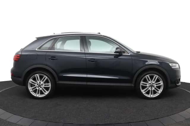 Audi Q3 (2014) thumbnail 6
