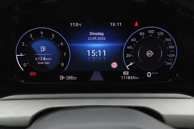 Volkswagen Golf (2021) thumbnail 5