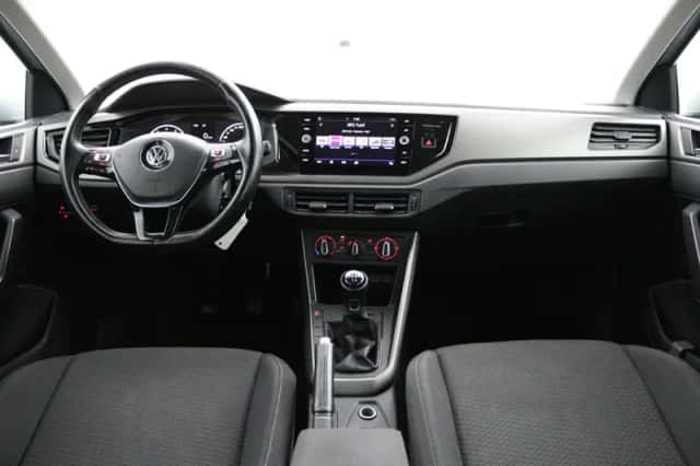 Volkswagen Polo (2019) thumbnail 5