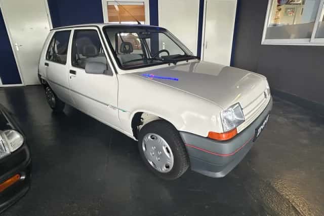 Renault 5 (1989) thumbnail 3