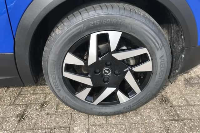 Opel Mokka (2021) thumbnail 3