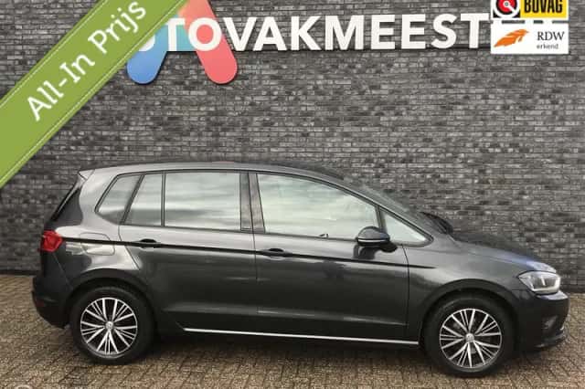 Volkswagen Golf Sportsvan (2016) thumbnail 1