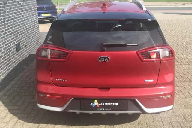 Kia Niro (2019) thumbnail 5