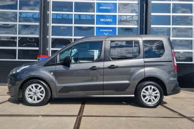 Ford Tourneo Connect (2019) thumbnail 2