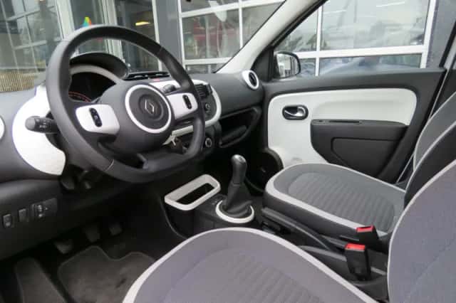 Renault Twingo (2017) thumbnail 3
