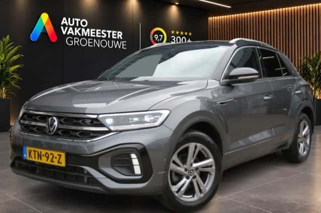 Volkswagen T-Roc (2025) thumbnail 1