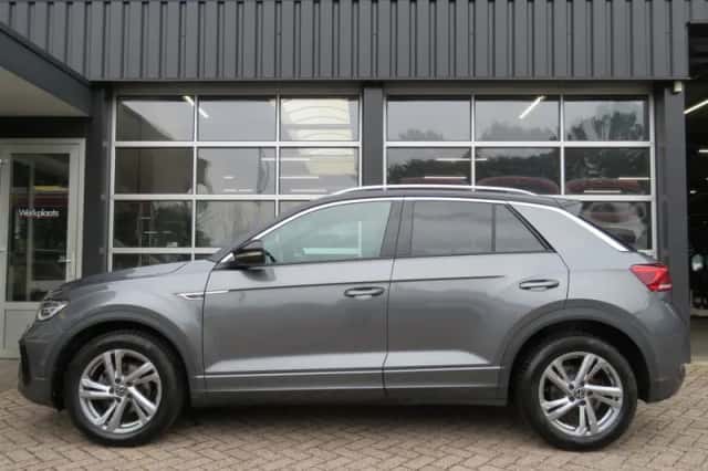 Volkswagen T-Roc (2025) thumbnail 3