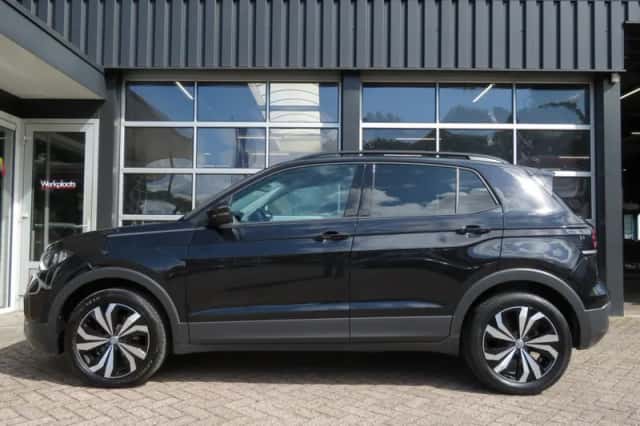 Volkswagen T-Cross (2023) thumbnail 3