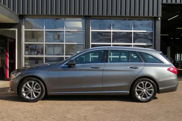 Mercedes-Benz C-Klasse (2016) thumbnail 3