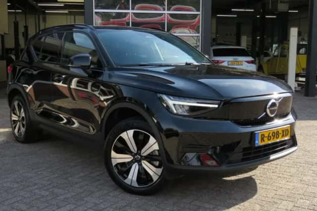 Volvo XC40 (2022) thumbnail 6