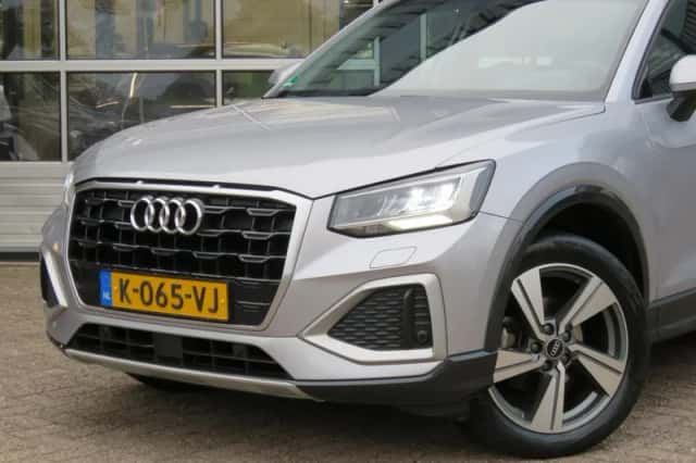 Audi Q2 (2021) thumbnail 4