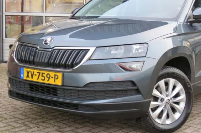 Škoda Karoq (2019) thumbnail 4
